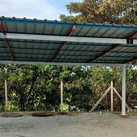 Ummi'S Homestay Kuala Besut Kampong Baru Ngoại thất bức ảnh